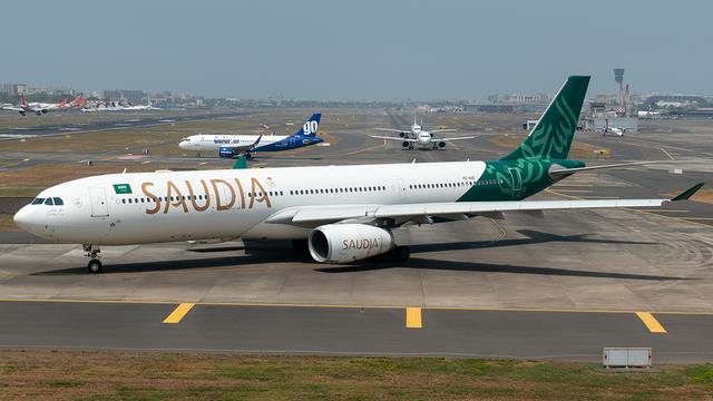 HZ-AQE:Airbus A330-300:Saudia